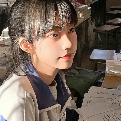 袁梅英